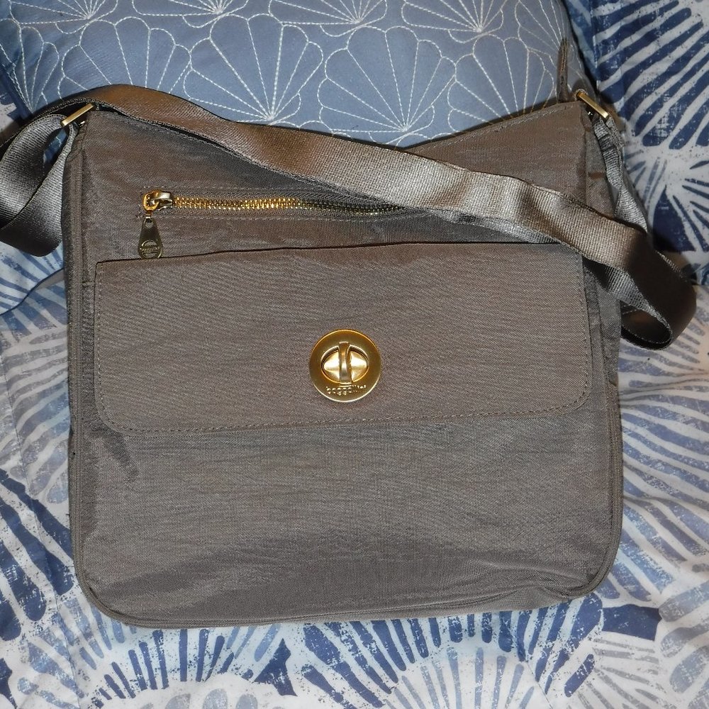 Baggalini Crossbody Bag New Taupe